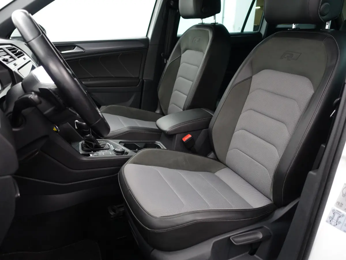 2.0 TSI 4Motion R Line Aut- Panoramadak, Carplay, Camera, Ada Cruise, Dynamic Select, Park Pilot