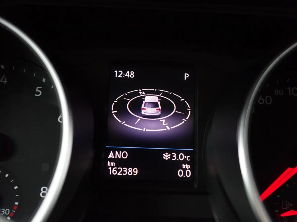 2.0 TSI 4Motion R Line Aut- Panoramadak, Carplay, Camera, Ada Cruise, Dynamic Select, Park Pilot