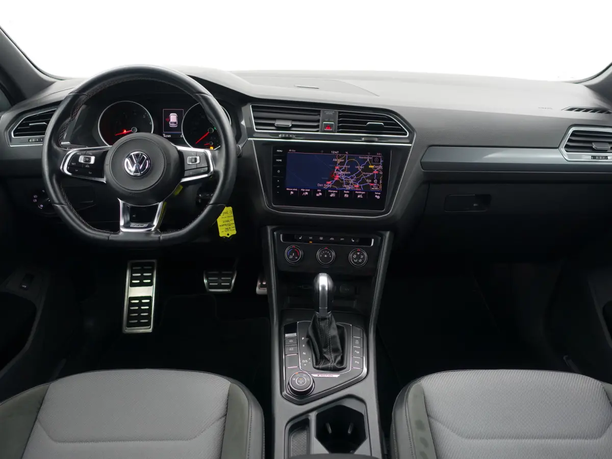 2.0 TSI 4Motion R Line Aut- Panoramadak, Carplay, Camera, Ada Cruise, Dynamic Select, Park Pilot