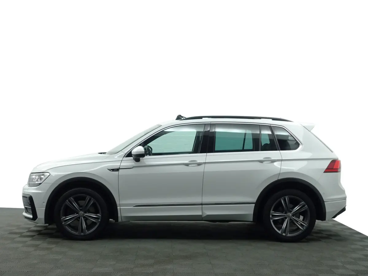 2.0 TSI 4Motion R Line Aut- Panoramadak, Carplay, Camera, Ada Cruise, Dynamic Select, Park Pilot