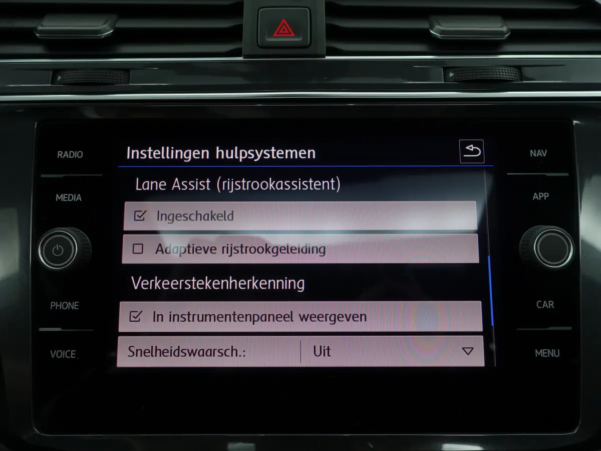 1.5 TSI R-line+ Aut- 7 Pers, Panoramadak, Stoelmassage, Keyless, Virtual Cockpit, Park Pilot, ACC, Dynamic Select