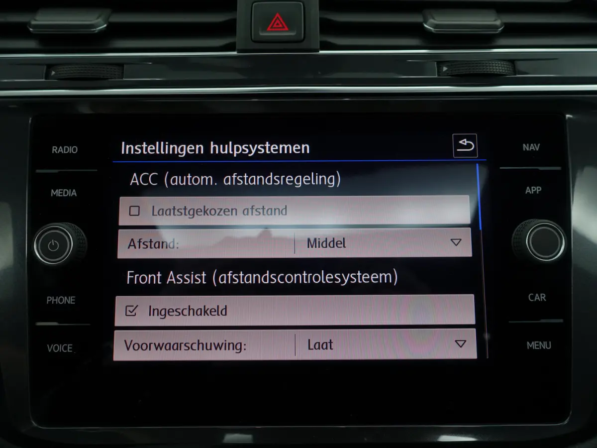 1.5 TSI R-line+ Aut- 7 Pers, Panoramadak, Stoelmassage, Keyless, Virtual Cockpit, Park Pilot, ACC, Dynamic Select