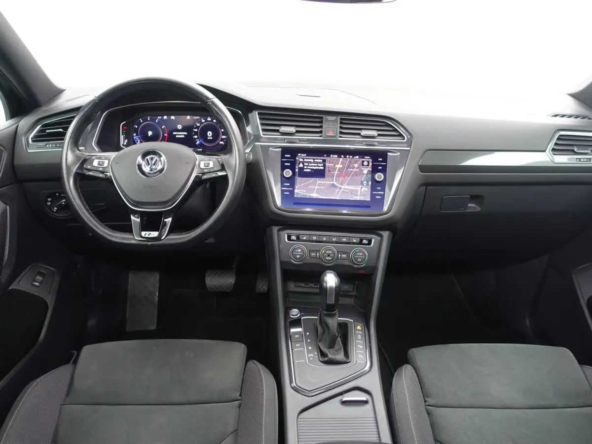 1.5 TSI R-line+ Aut- 7 Pers, Panoramadak, Stoelmassage, Keyless, Virtual Cockpit, Park Pilot, ACC, Dynamic Select