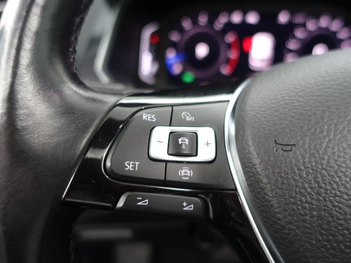 1.5 TSI R-line+ Aut- 7 Pers, Panoramadak, Stoelmassage, Keyless, Virtual Cockpit, Park Pilot, ACC, Dynamic Select