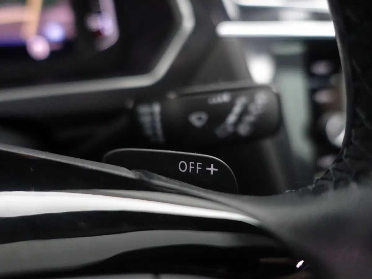 1.5 TSI R-line+ Aut- 7 Pers, Panoramadak, Stoelmassage, Keyless, Virtual Cockpit, Park Pilot, ACC, Dynamic Select
