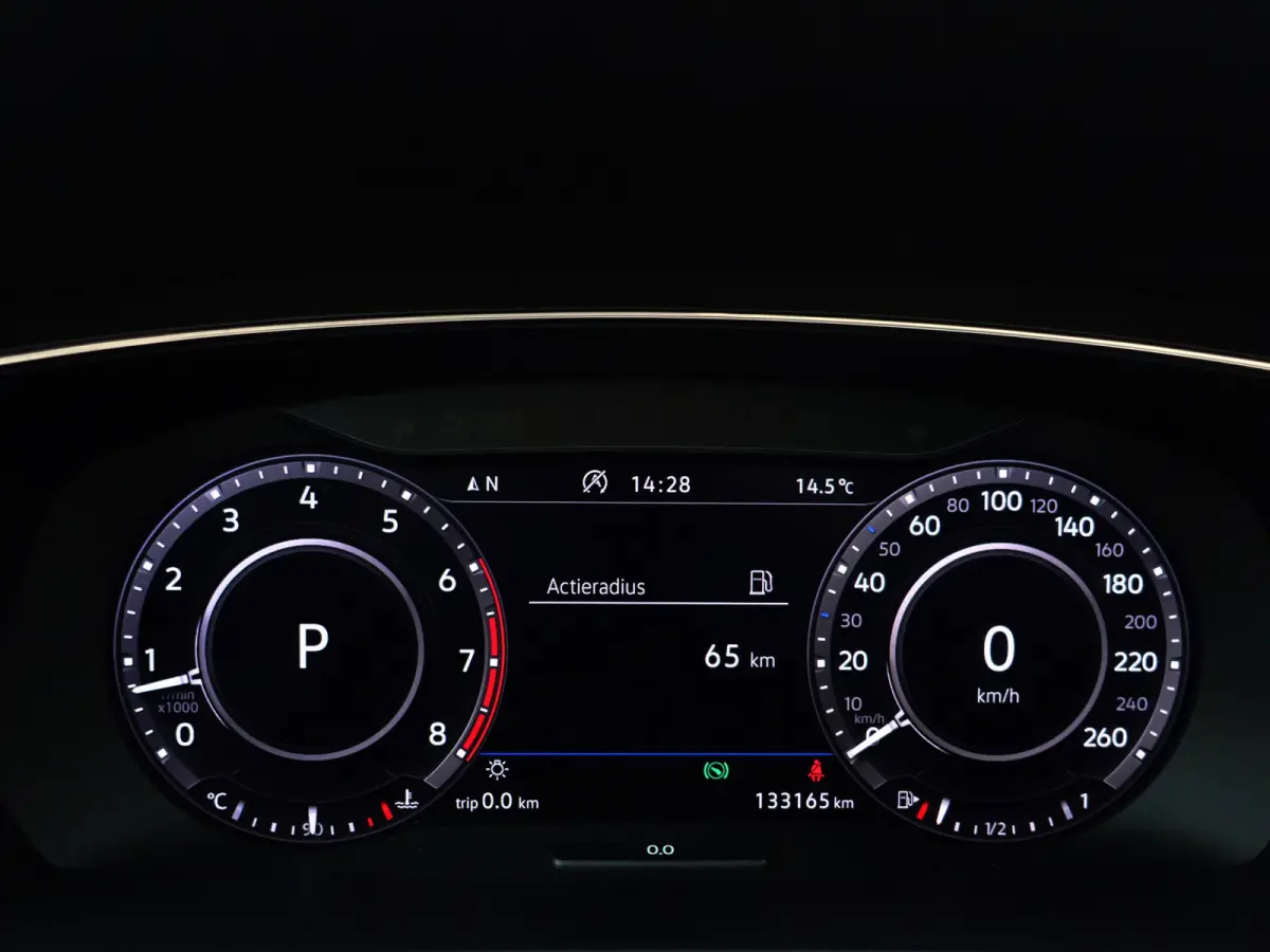 1.4 TSI R Line Aut- 7 Pers, Panoramadak, Stoelmassage, CarPlay, Ada Cruise, Virtual Cockpit, Led