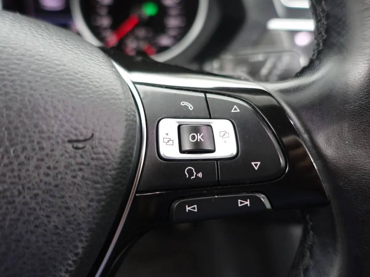 1.4 TSI Highline+ Aut- 7 Pers, Panoramadak, Keyless, Massage Stoelen, Carplay, Ada Cruise
