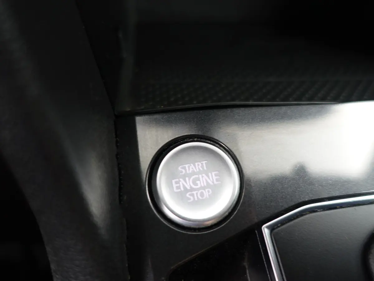 1.4 TSI Highline+ Aut- 7 Pers, Panoramadak, Keyless, Massage Stoelen, Carplay, Ada Cruise