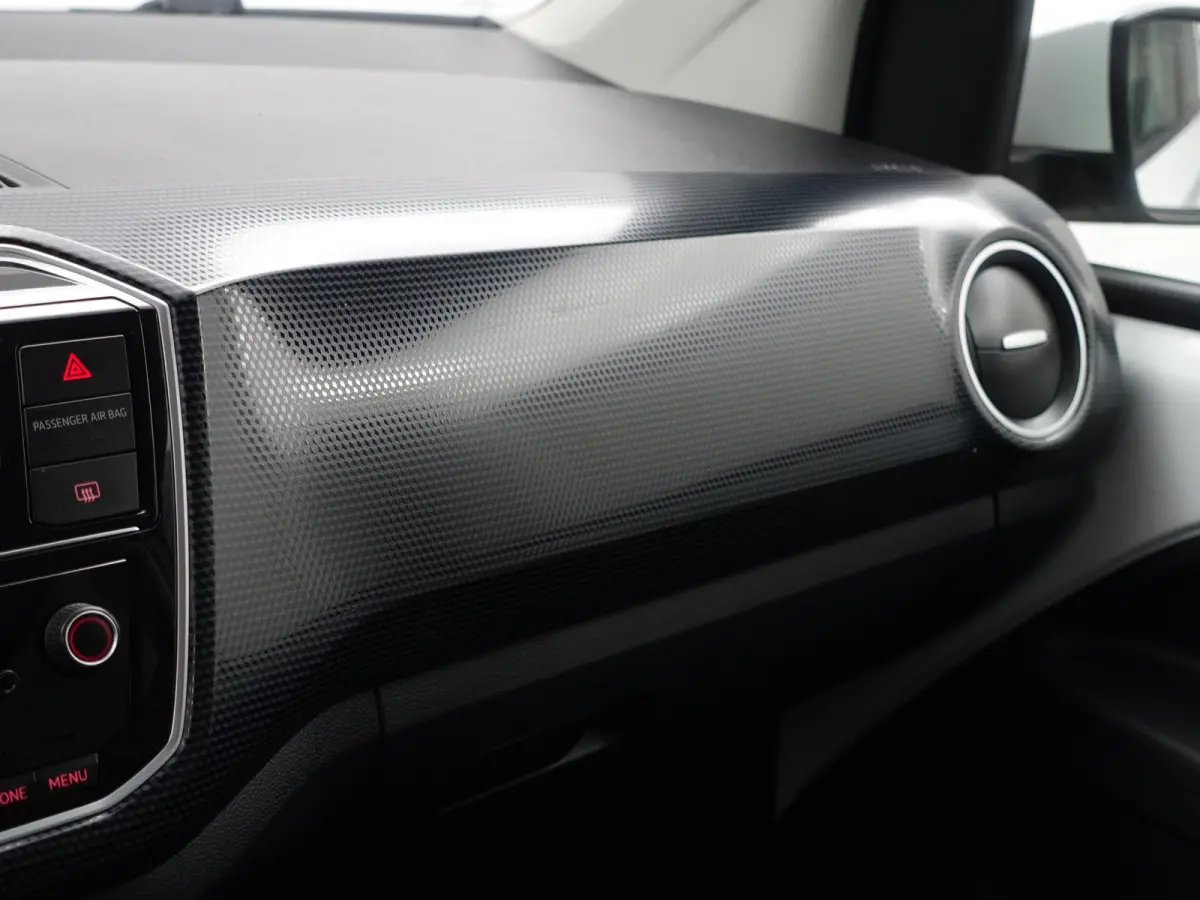 Up! 1.0 BMT R Line+ Led, Bluetooth audio, Privacy Glass, Clima, Comfort Interieur
