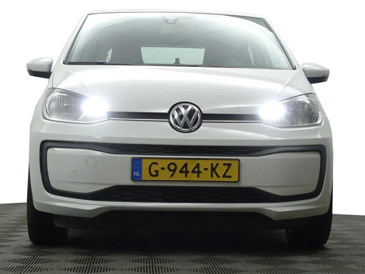Up! 1.0 BMT R Line+ Led, Bluetooth audio, Privacy Glass, Clima, Comfort Interieur