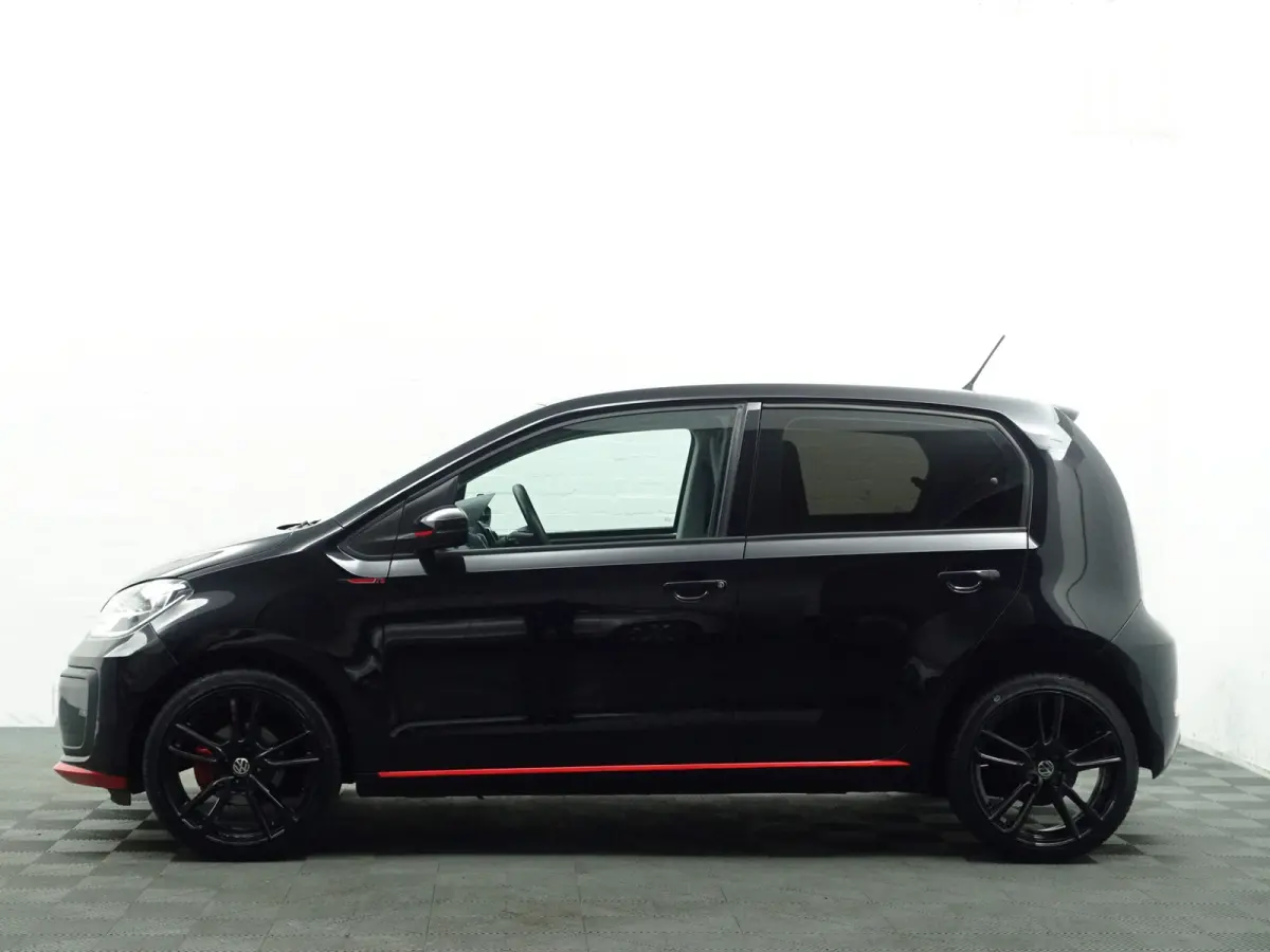 Up! 1.0 BMT R Line- Bluetooth audio, Cruise, Clima, Led, Carbon Interieur Afwerking, Privacy Glass