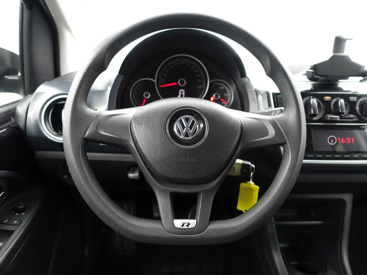 Up! 1.0 BMT R Line- Bluetooth audio, Cruise, Clima, Led, Carbon Interieur Afwerking, Privacy Glass