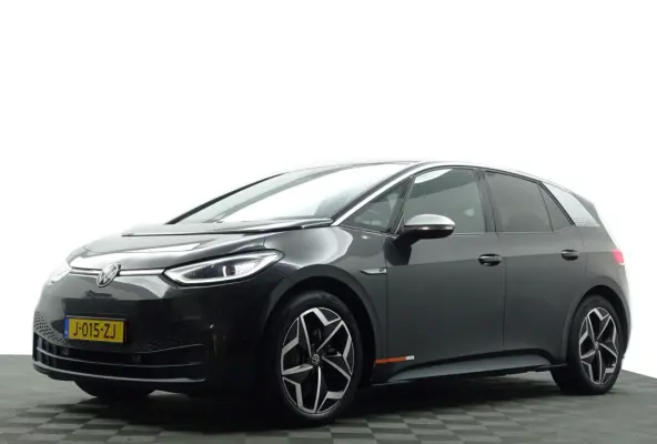 First Plus 58 kWh Aut- SOH 92%, Stuur/Stoelverwarming, CarPlay, Sfeerverlichting, Ada Cruise, Standkachel, Xenon led, Dynamic Select