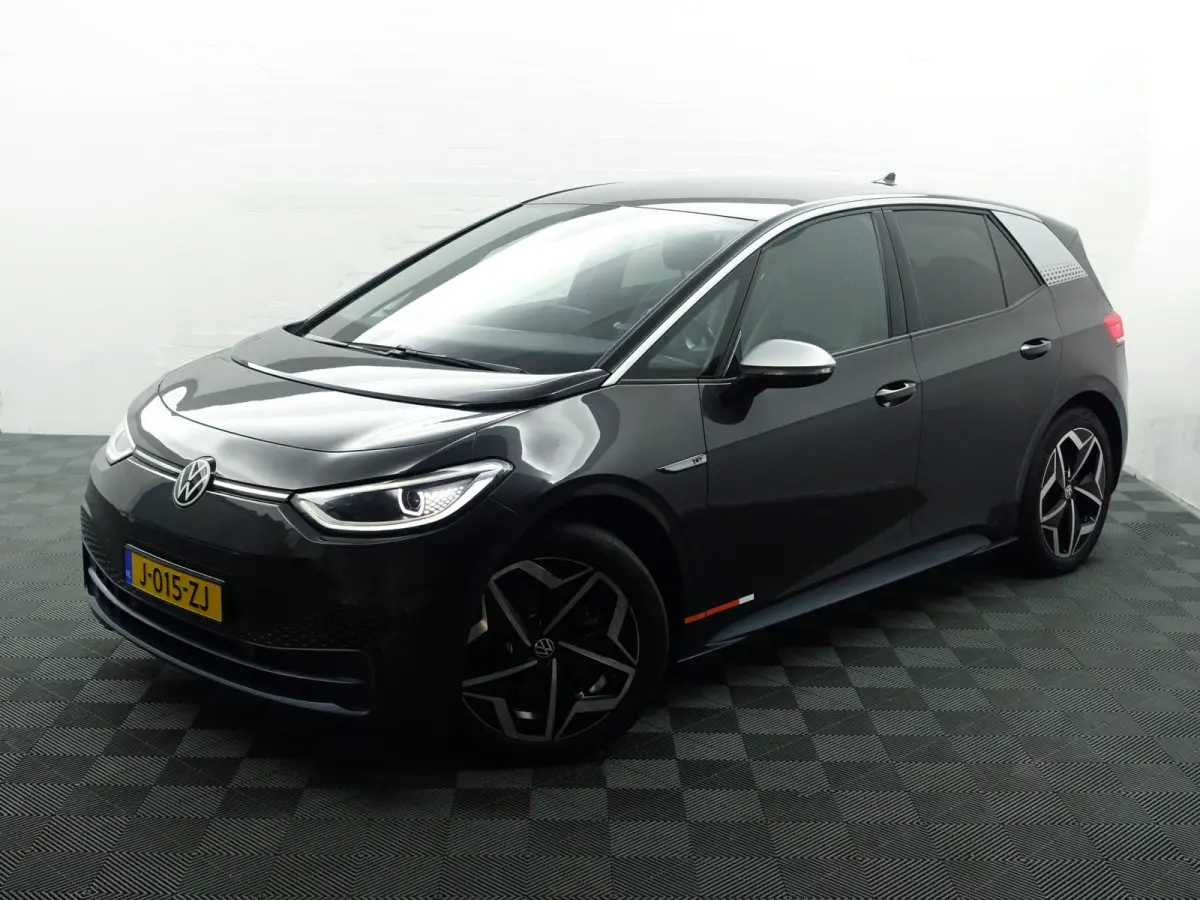 First Plus 58 kWh Aut- SOH 92%, Stuur/Stoelverwarming, CarPlay, Sfeerverlichting, Ada Cruise, Standkachel, Xenon led, Dynamic Select