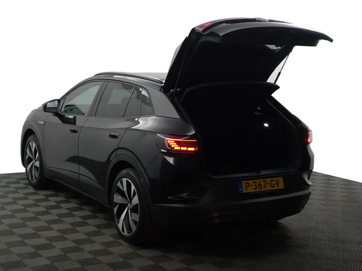 Pro 77 kWh Aut- Stuur/Stoelverwarming, Sfeerverlichting, ACC Cruise, Carplay, Android Auto