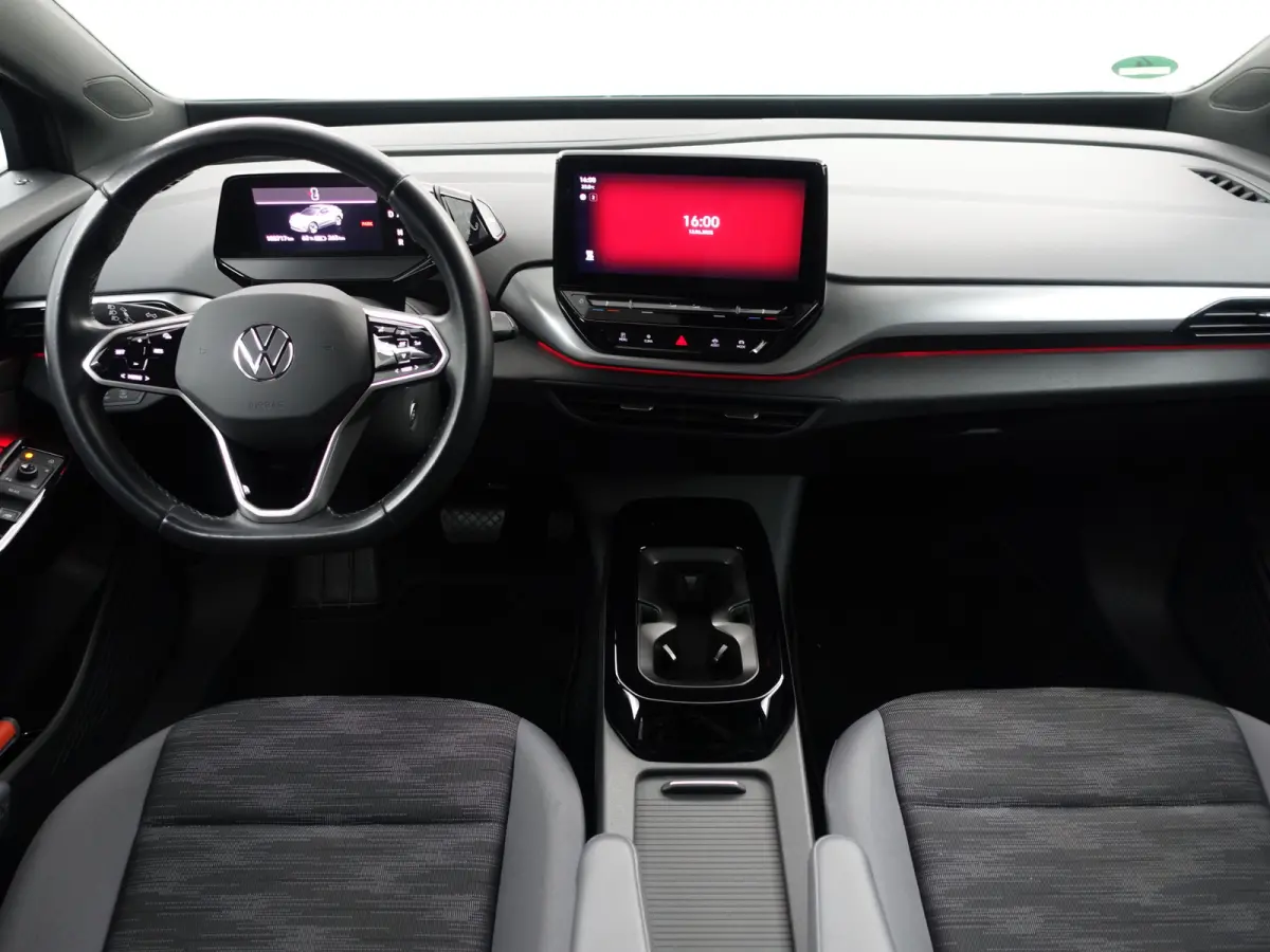 Pro 77 kWh Aut- Stuur/Stoelverwarming, Sfeerverlichting, ACC Cruise, Carplay, Android Auto