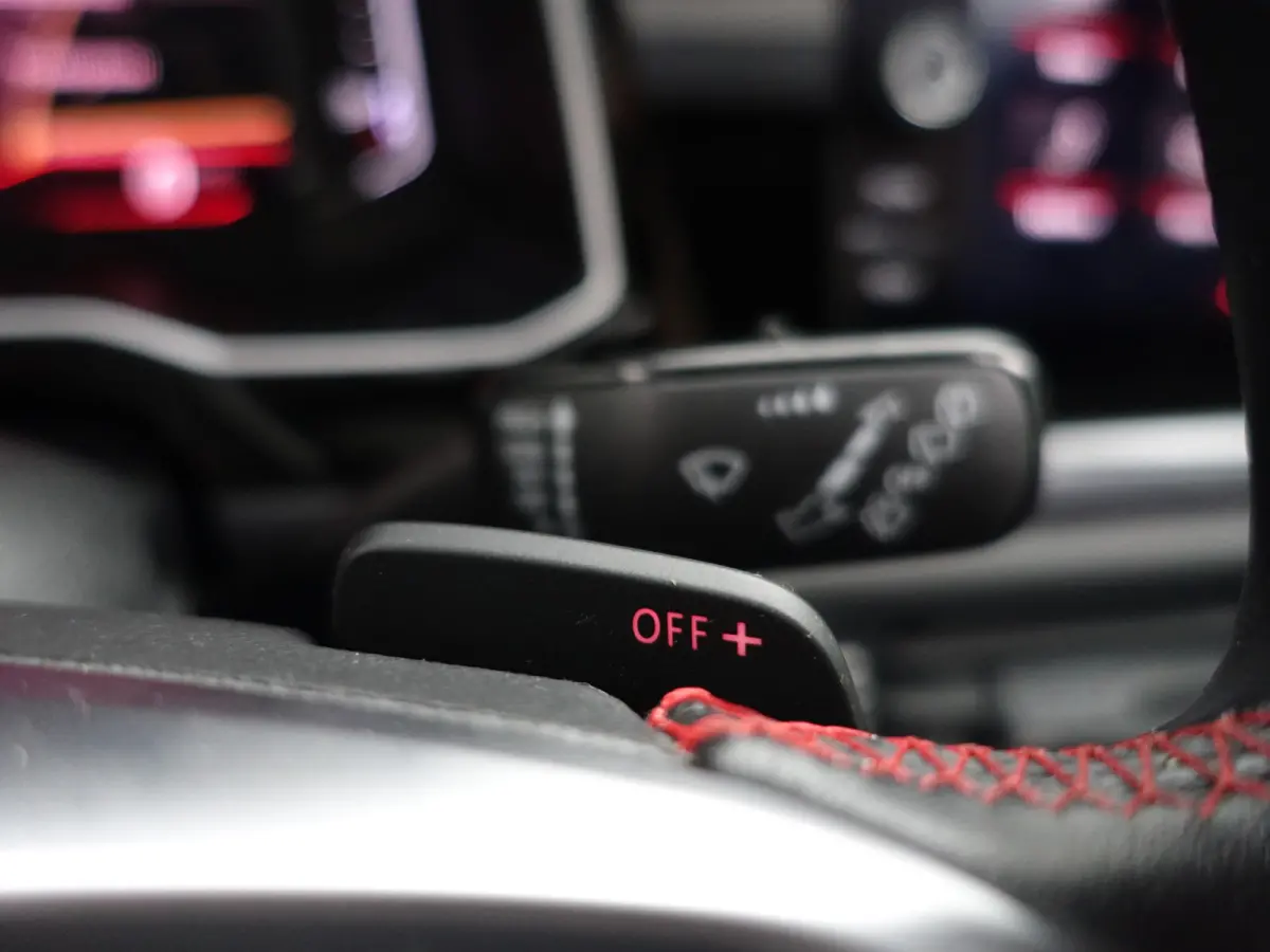 2.0 TSI GTI Performance Aut- Panoramadak, Ada Cruise, Virtual Cockpit, Xenon Led, Dynamic Select