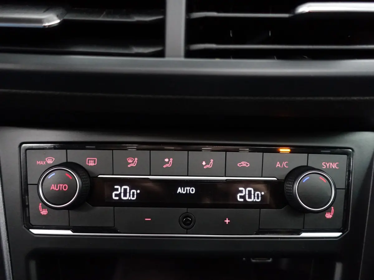 2.0 TSI GTI Performance Aut- Panoramadak, Ada Cruise, Virtual Cockpit, Xenon Led, Dynamic Select