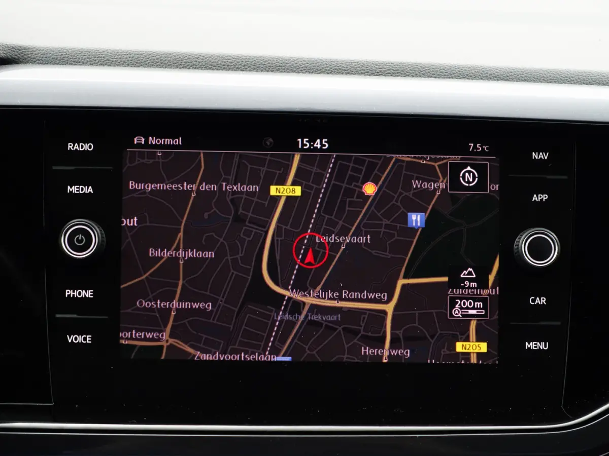1.0 TSI R Line+ Panoramadak, Xenon Led, Dynamic Select, Ada Cruise, Park Assist, Park Pilot