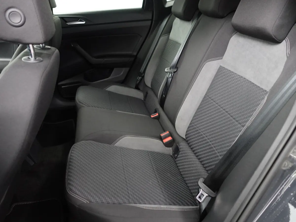 1.0 TSI R Line+ Panoramadak, Xenon Led, Dynamic Select, Ada Cruise, Park Assist, Park Pilot