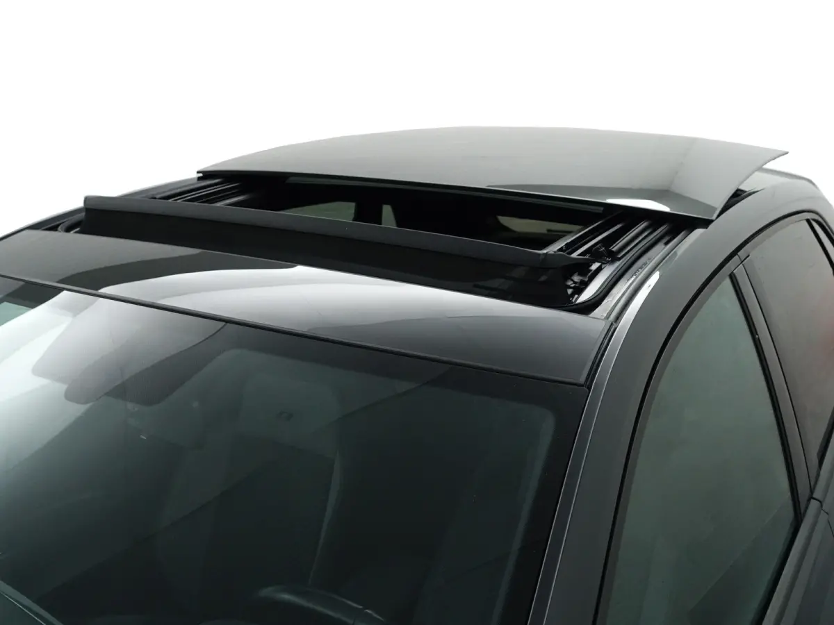1.0 TSI R Line+ Panoramadak, Xenon Led, Dynamic Select, Ada Cruise, Park Assist, Park Pilot