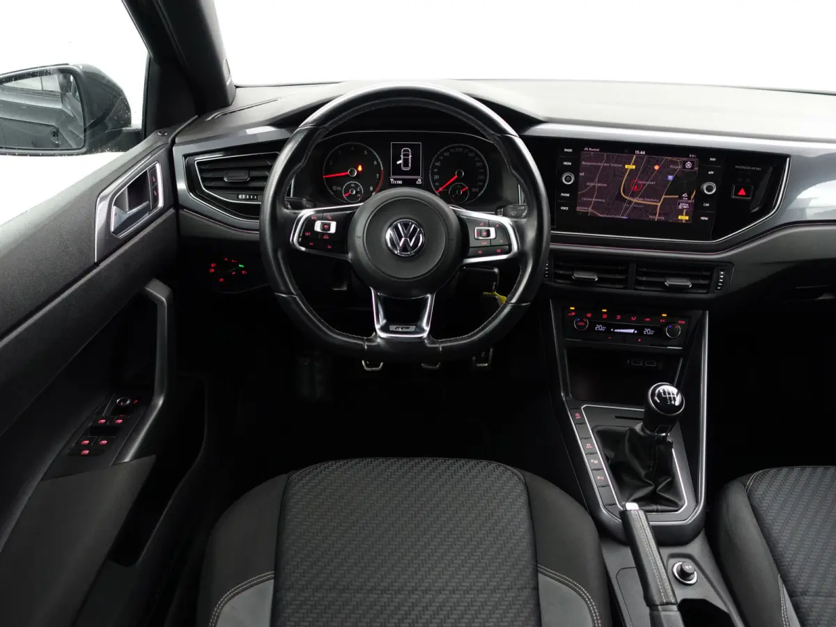 1.0 TSI R Line+ Panoramadak, Xenon Led, Dynamic Select, Ada Cruise, Park Assist, Park Pilot