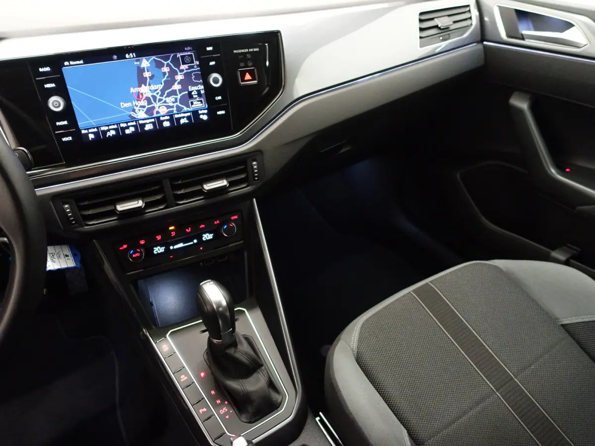 1.0 TSI Highline+ Aut- Ada Cruise, Led, Carplay, Dynamic Select, Sport Interieur, Privacy Glass