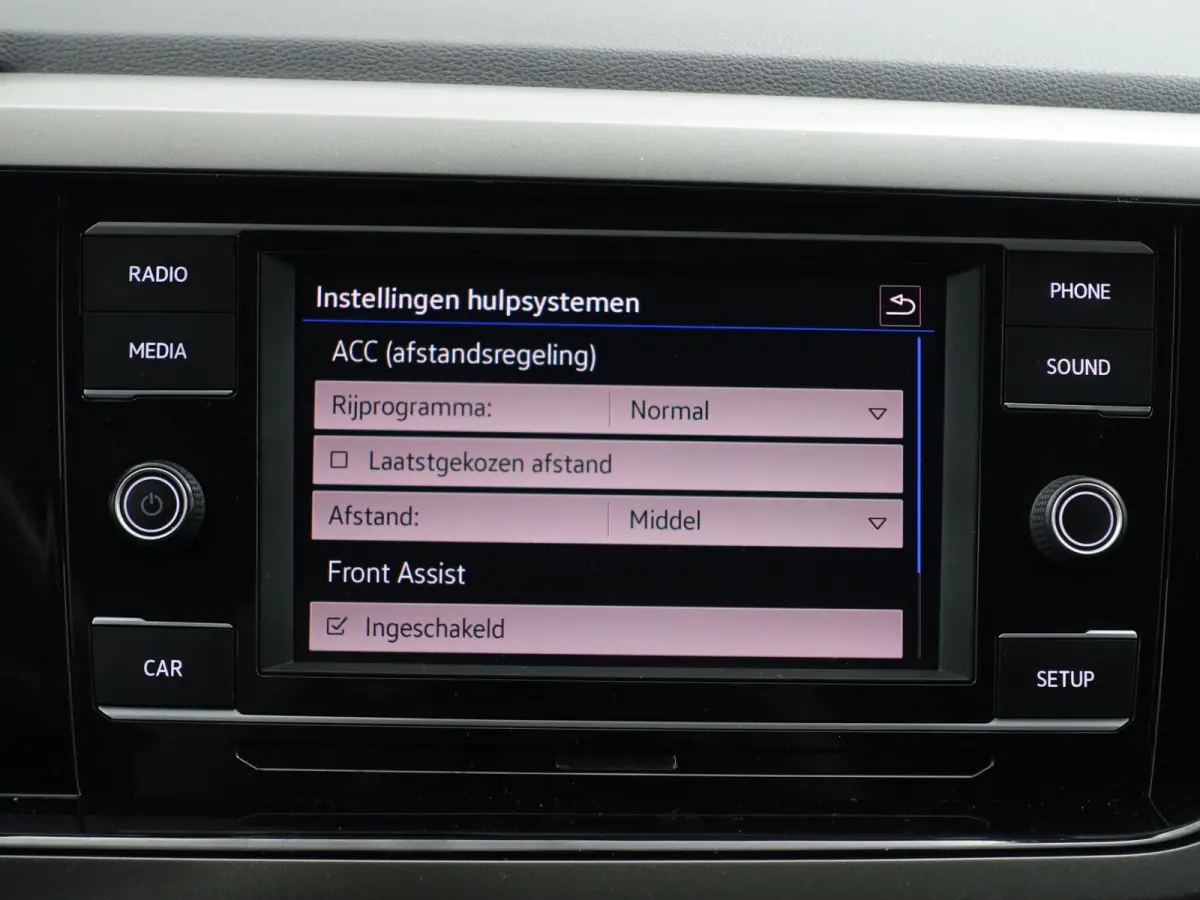 1.6 TDI Highline+ Privacy Glass, Led, ACC Cruise, Clima, Bluetooth Multimedia