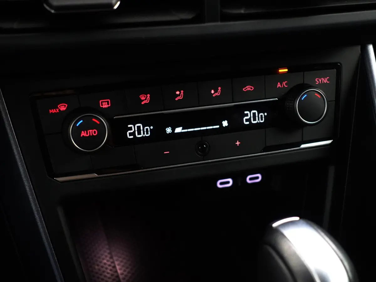 1.0 TSI Highline+ Aut- Camera, Carplay, Android Auto, ACC Cruise, Park Assist, Led