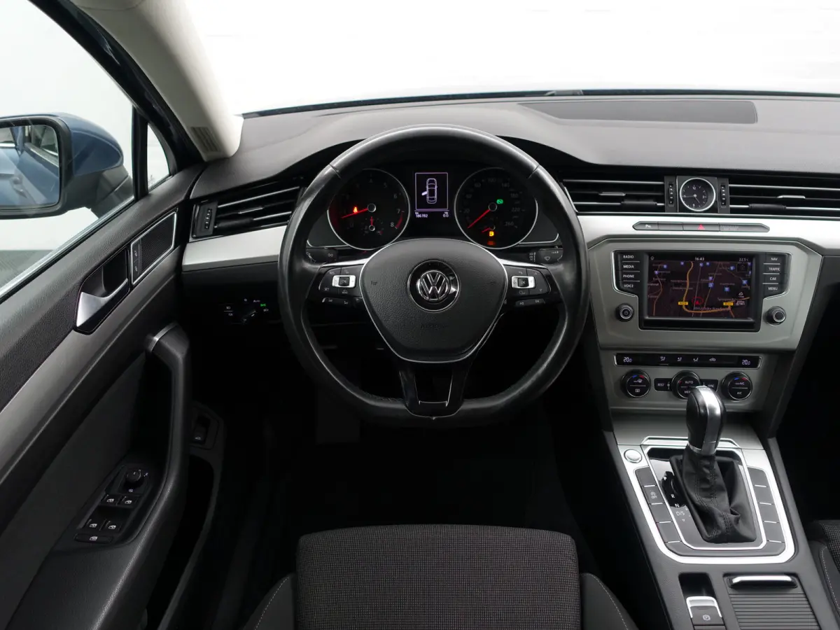 1.4 TSI Highline Aut- Xenon Led, Keyless, Ergo Comfort, Front Assist, Park Assist, Navi