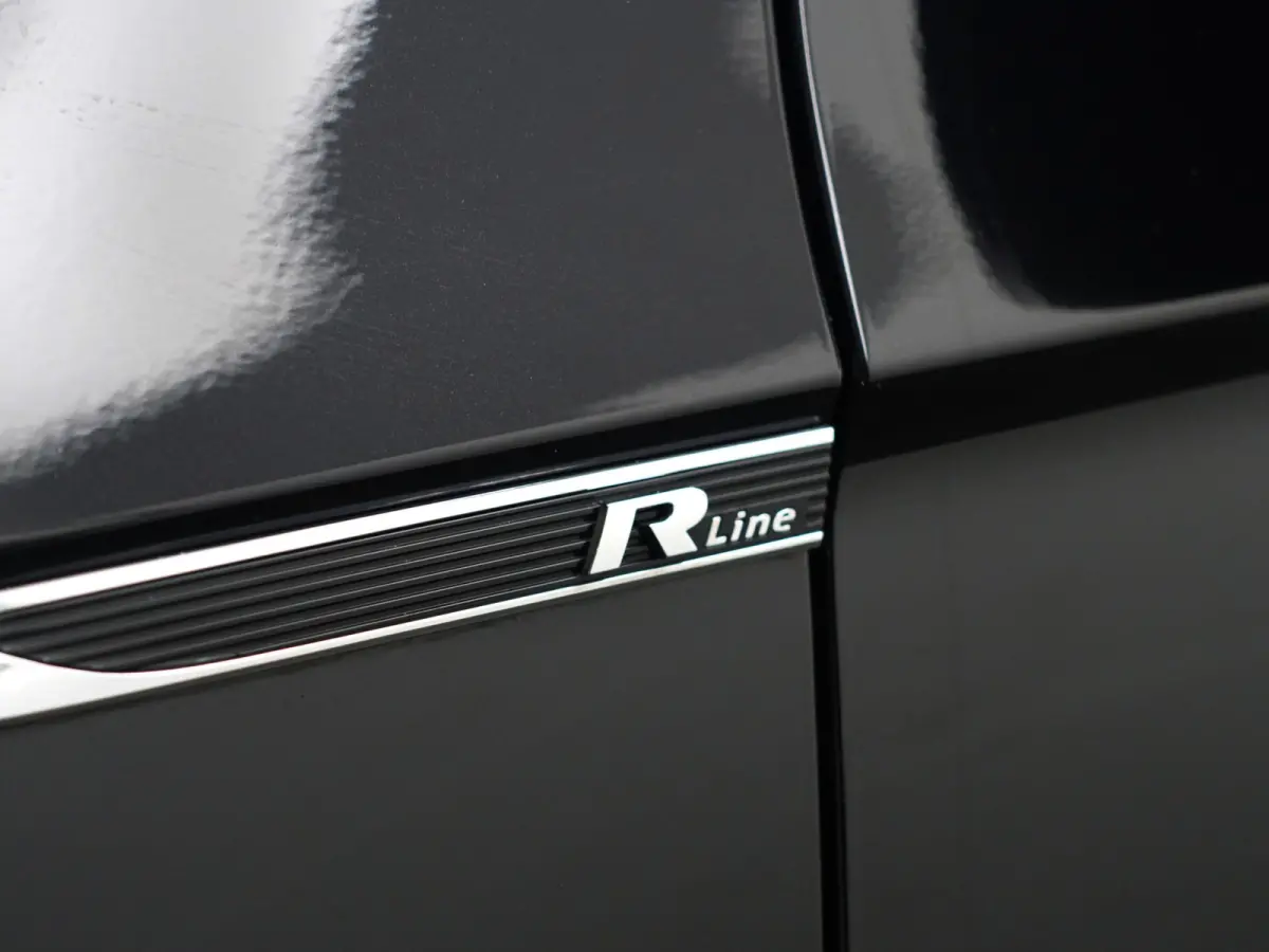 1.5 TSI R-Line Business + Aut- Ergo Comfort, Panoramadak, Acc Cruise, Carplay, Android Auto, Keyless