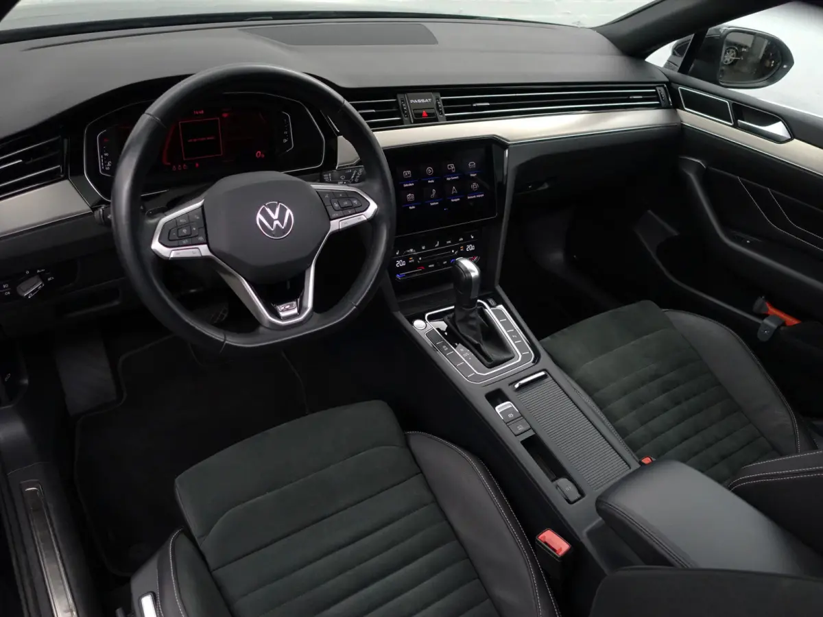 1.5 TSI R-Line Business + Aut- Ergo Comfort, Panoramadak, Acc Cruise, Carplay, Android Auto, Keyless