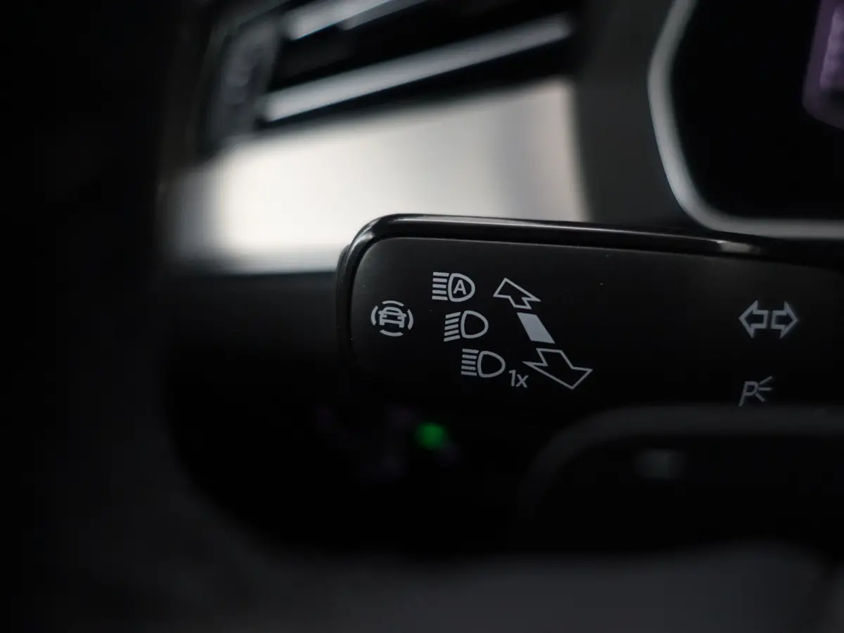 1.5 TSI R-Line Business + Aut- Ergo Comfort, Panoramadak, Acc Cruise, Carplay, Android Auto, Keyless
