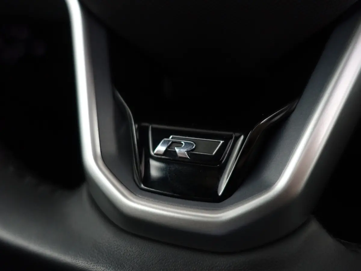 1.5 TSI R-Line Business + Aut- Ergo Comfort, Panoramadak, Acc Cruise, Carplay, Android Auto, Keyless