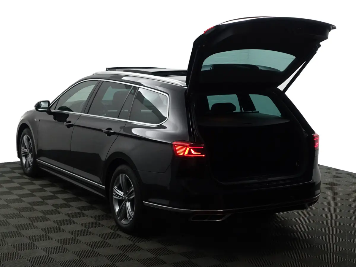 1.5 TSI R-Line Business + Aut- Ergo Comfort, Panoramadak, Acc Cruise, Carplay, Android Auto, Keyless