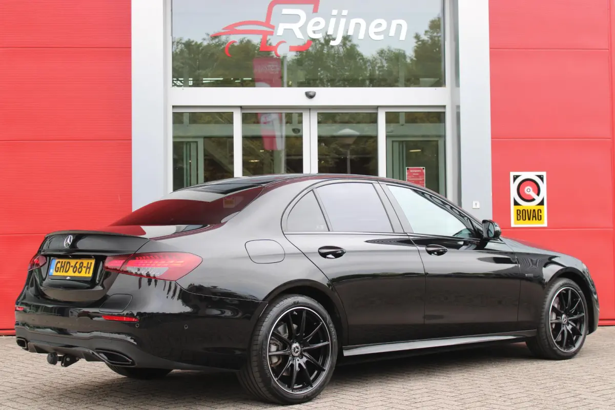 300e 320PK BUSINESS SOLUTION AMG NIGHT EDITION | MULTISPAAKS AMG VELGEN | 360° CAMERA | | TREKHAAK | MULTIBEAM MATRIX LED KOPLAMPEN | LED ACHTERLICHTEN | ELEKTRISCH VERSTELBARE VOORSTOELEN 