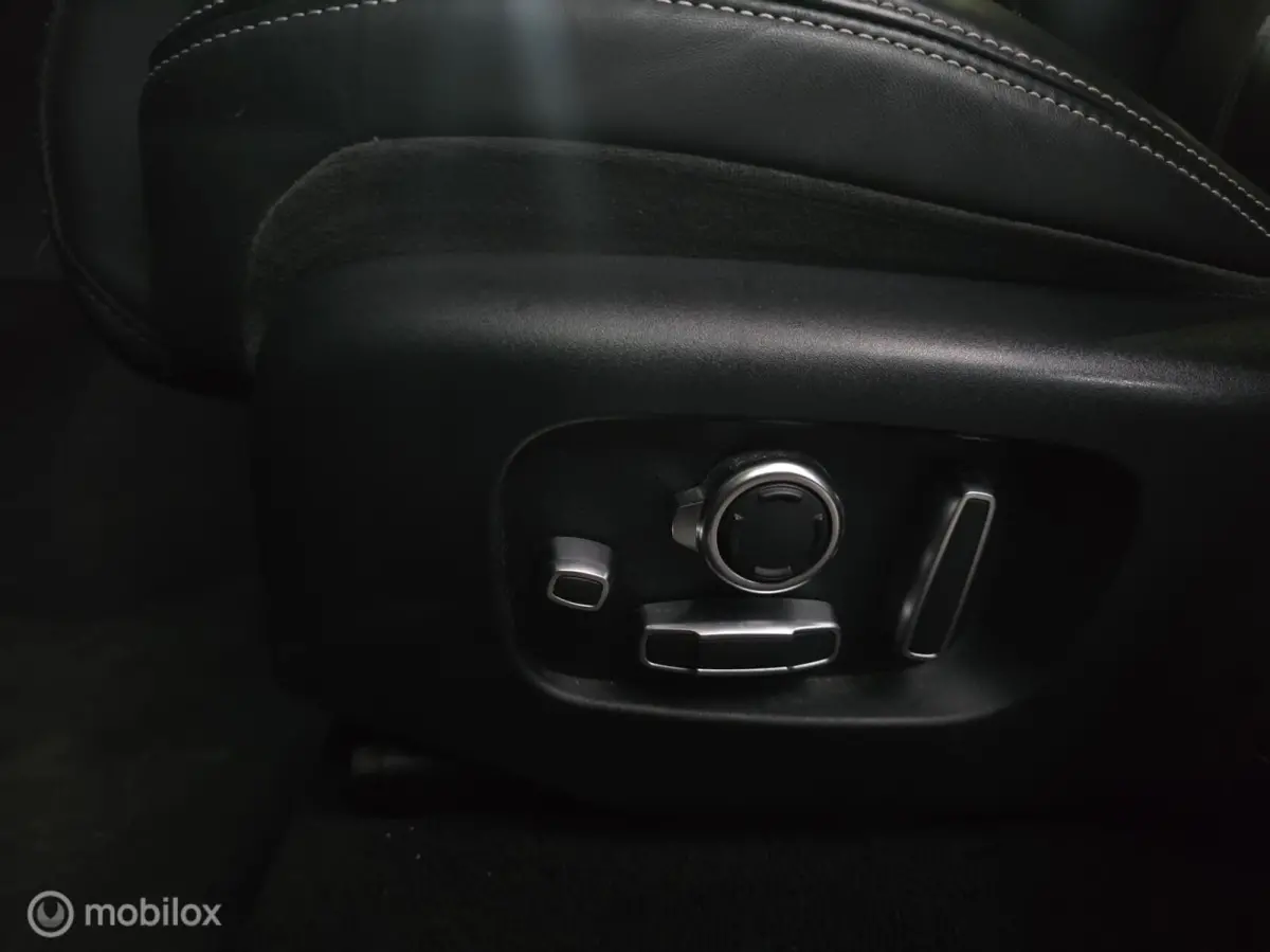 2.0 I4 AWD R Dynamic/ VOL OPTIE