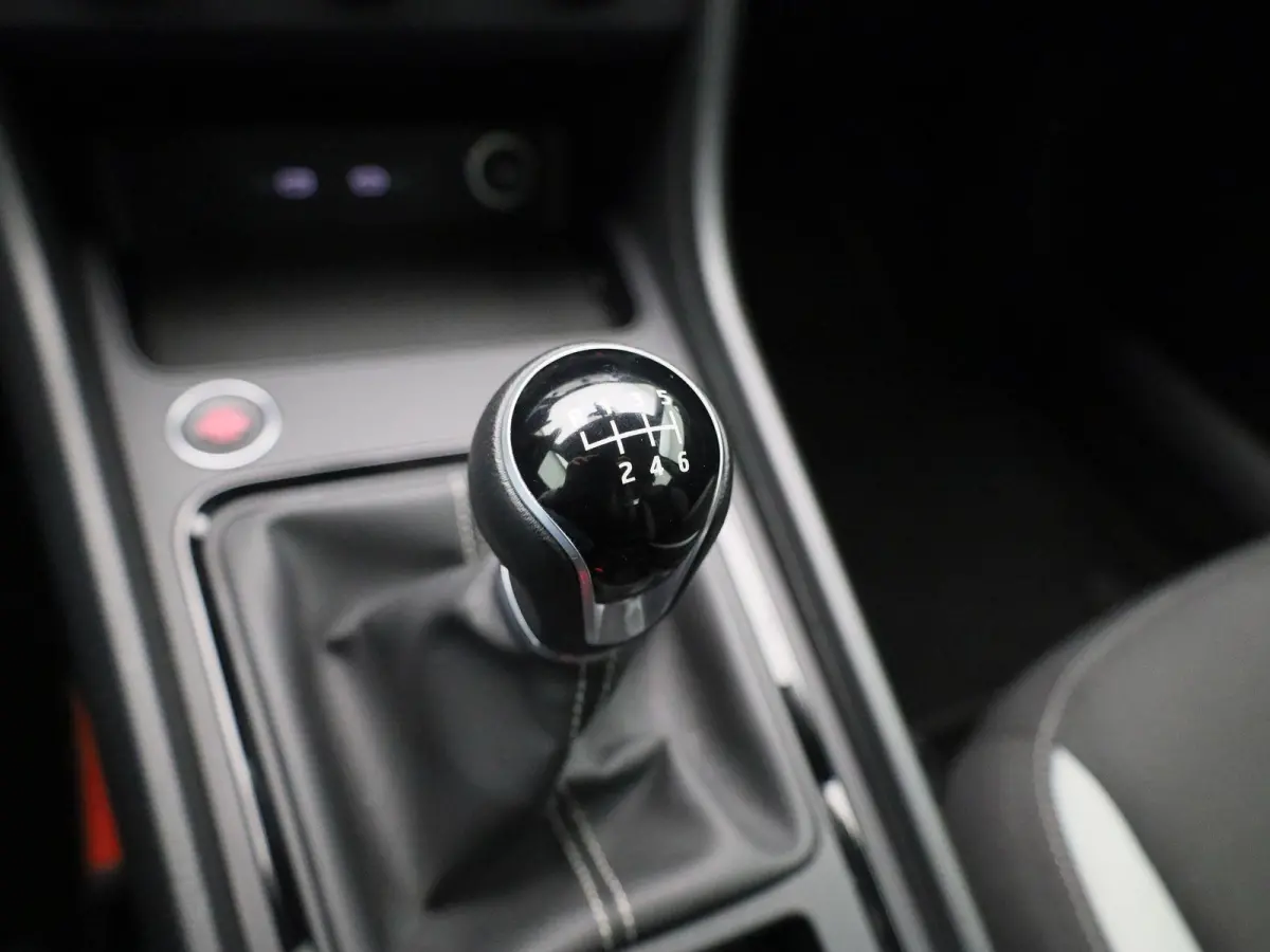 1.0 TSI Reference | Apple Carplay/Android Auto | Cruise Control | Climate Control | Parkeersensoren |