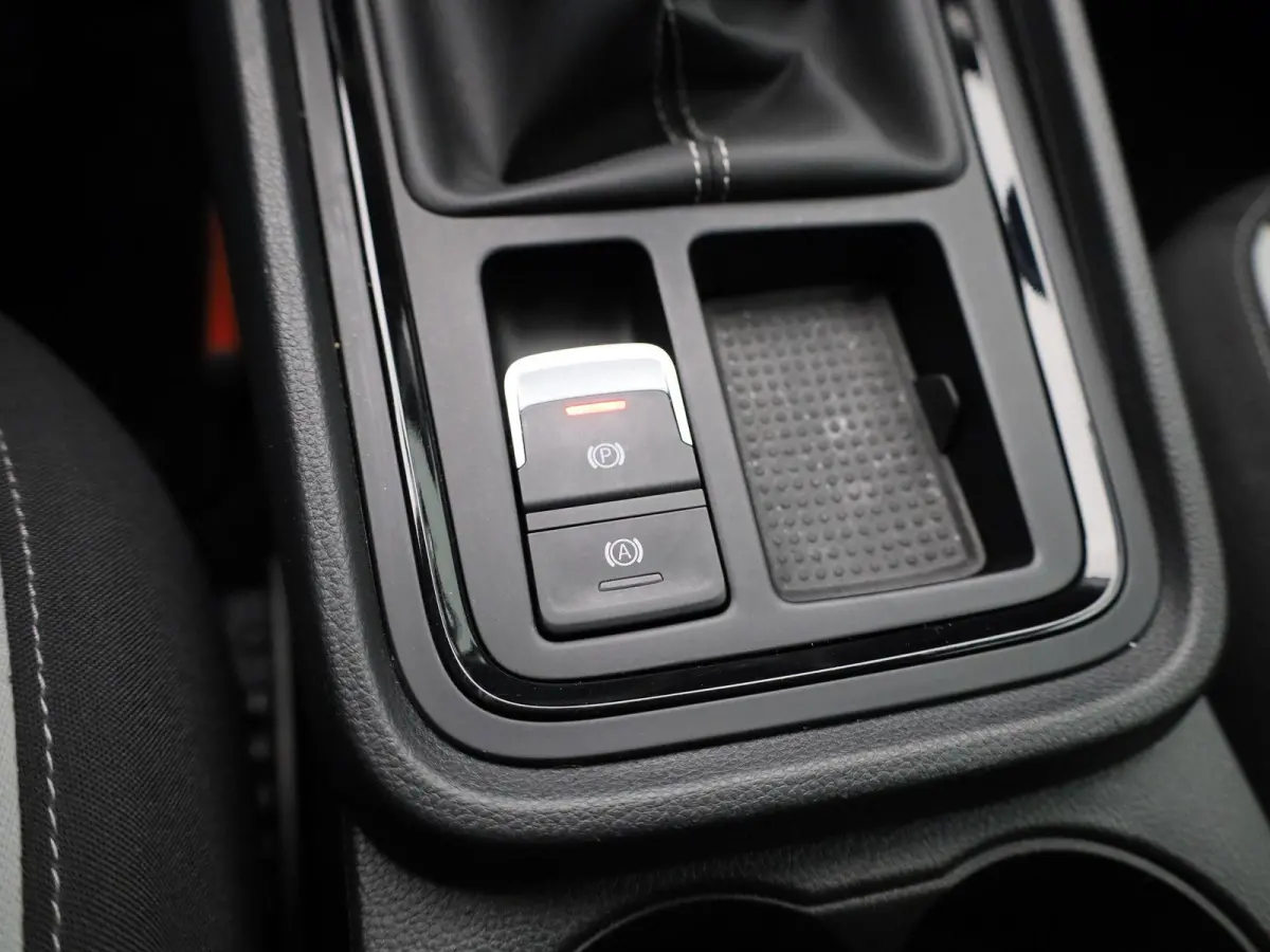 1.0 TSI Reference | Apple Carplay/Android Auto | Cruise Control | Climate Control | Parkeersensoren |