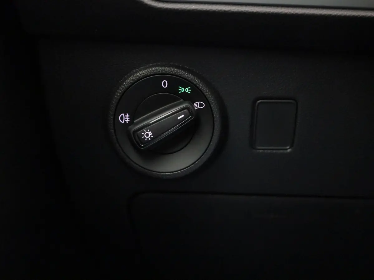 1.0 TSI Reference | Apple Carplay/Android Auto | Cruise Control | Climate Control | Parkeersensoren |