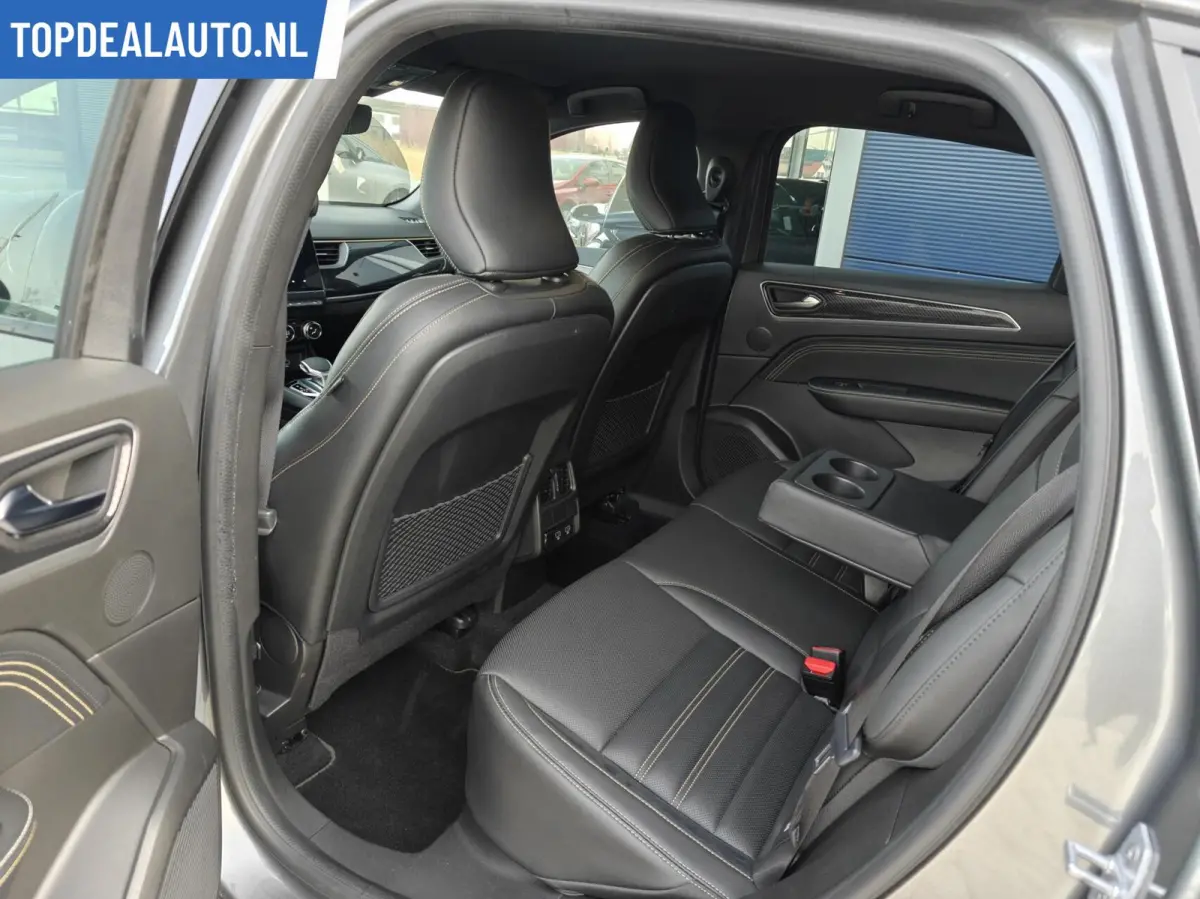 1.6 E-Tech hybrid 145 E-Tech Nieuw!