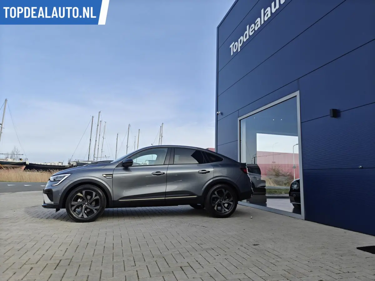 1.6 E-Tech hybrid 145 E-Tech Nieuw!
