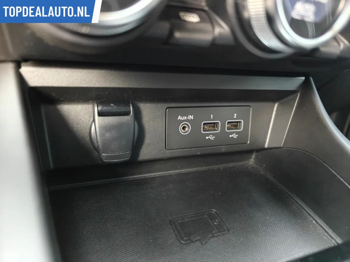1.6 E-Tech hybrid 145 E-Tech Nieuw!