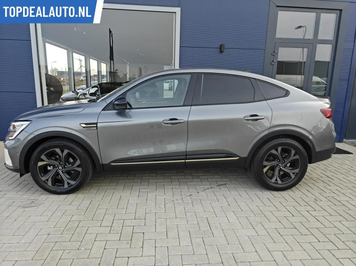 1.6 E-Tech hybrid 145 E-Tech Nieuw!