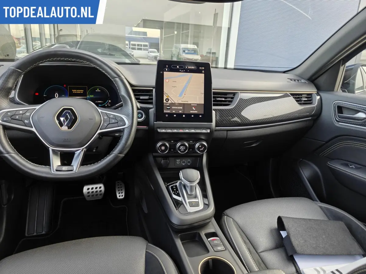 1.6 E-Tech hybrid 145 E-Tech Nieuw!