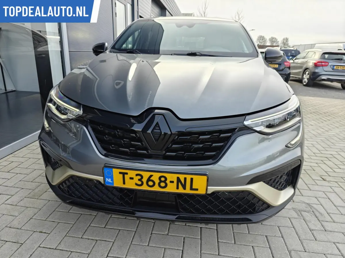 1.6 E-Tech hybrid 145 E-Tech Nieuw!