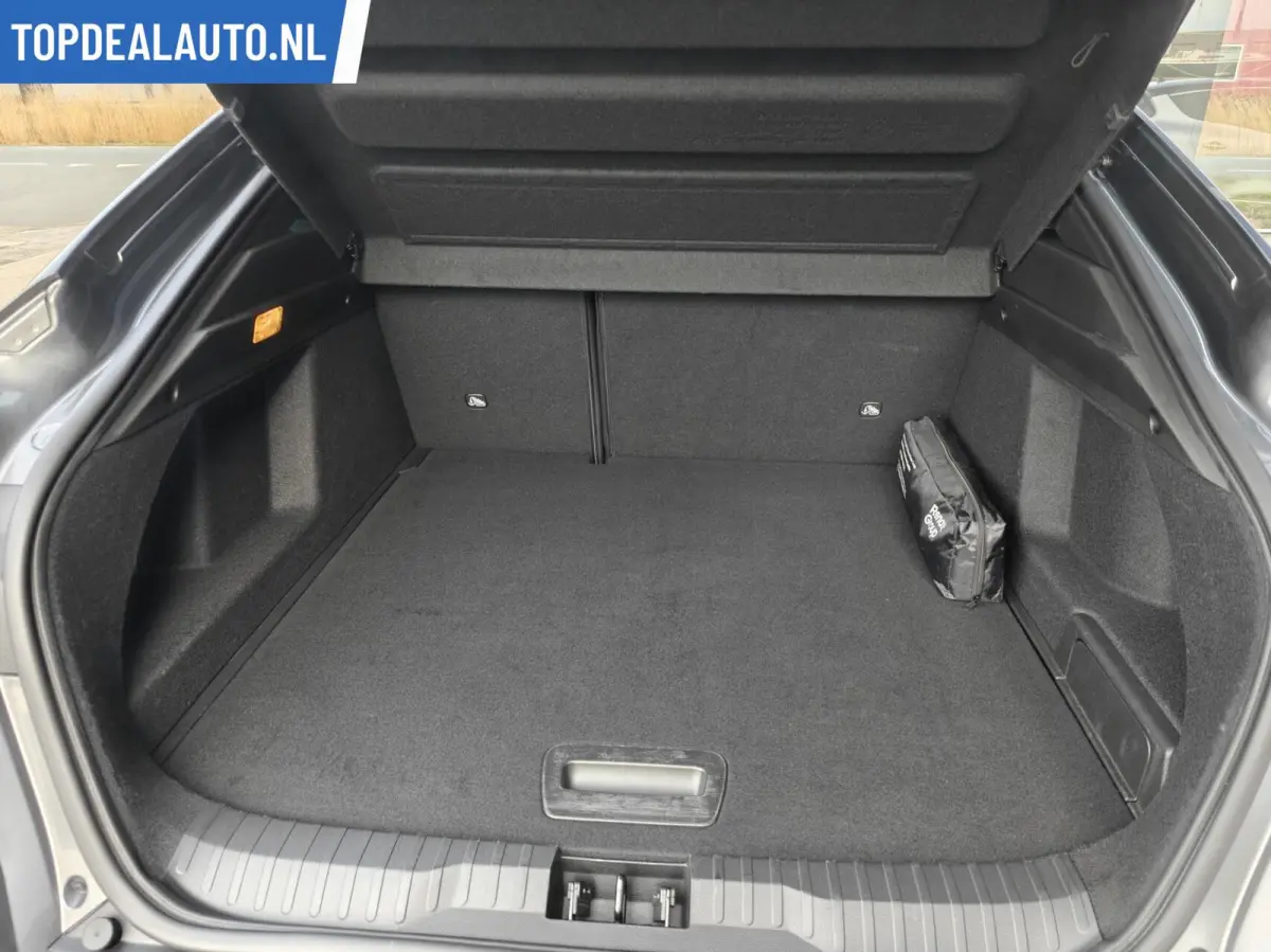 1.6 E-Tech hybrid 145 E-Tech Nieuw!