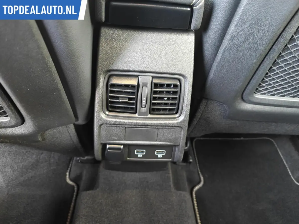 1.6 E-Tech hybrid 145 E-Tech Nieuw!