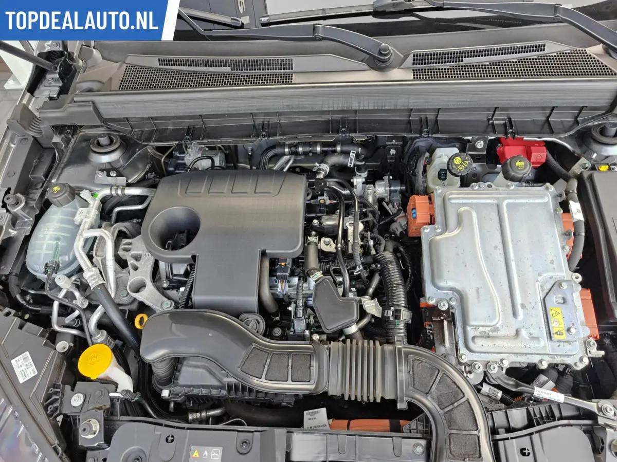 1.6 E-Tech hybrid 145 E-Tech Nieuw!