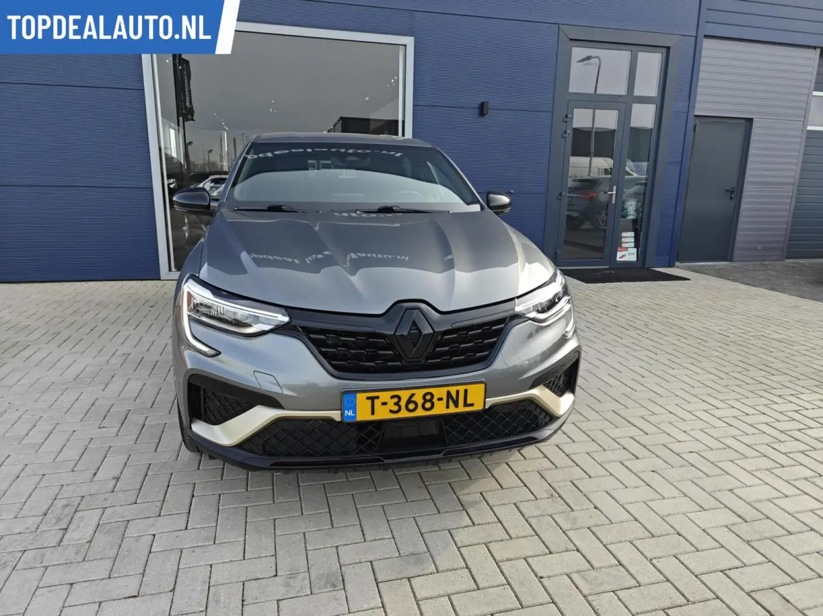 1.6 E-Tech hybrid 145 E-Tech Nieuw!